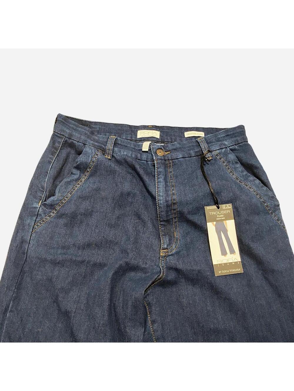 Levi's Women's Navy and Blue Jeans
